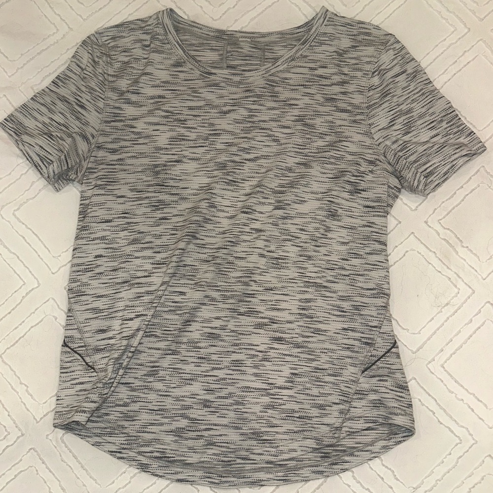 Heathered Grey Lululemon T-Shirt Size 4